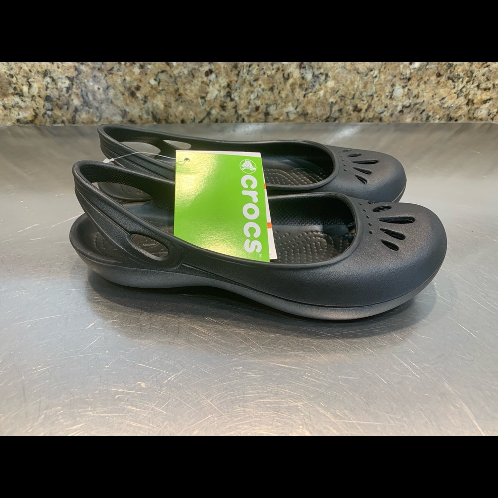 Thea black women’s sling back crocs